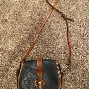 Authentic Dooney & Bourke Crossbody